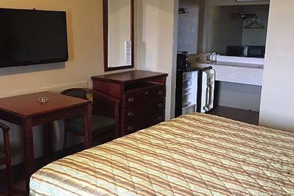 GARDEN INN AND SUITES HOGANSVILLE (Hogansville)